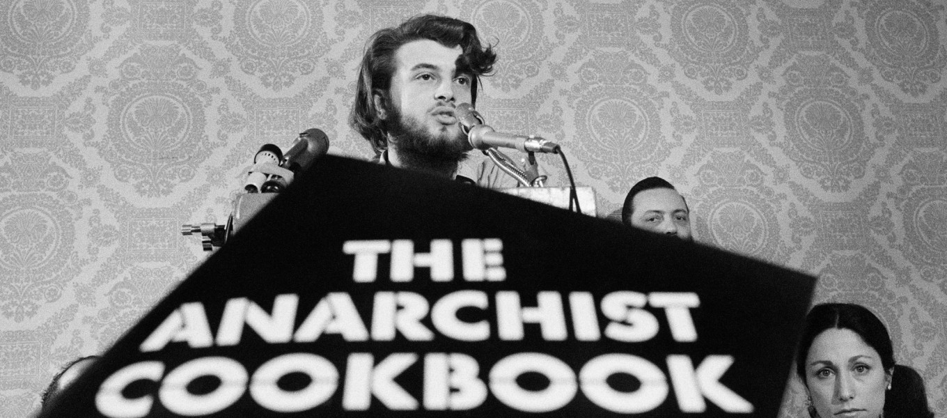 Anarchia bohatera