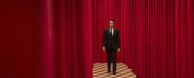 636309035319257791-Twin-Peaks-Kyle-MacLachlan.jpg