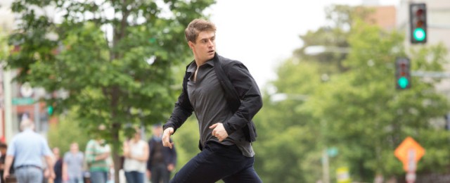 max-irons-as-joe-turner-in-att-audience-networke28099s-condor.jpg