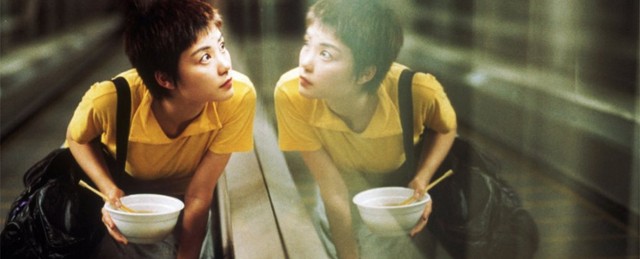 chungking-express-1994-007-faye-wong-escalator-reflection.jpeg