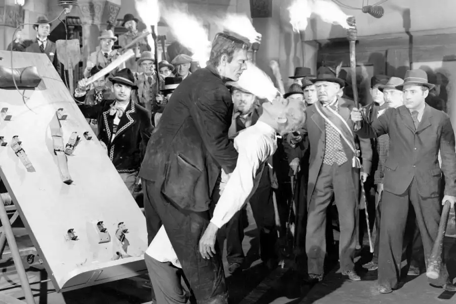 Dom Frankensteina - galeria zdjęć - filmweb