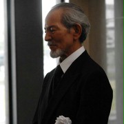 Starszy Kenichiro