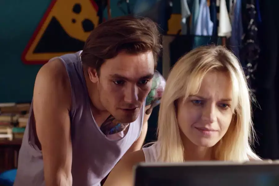 Ultraviolet - galeria zdjęć - filmweb