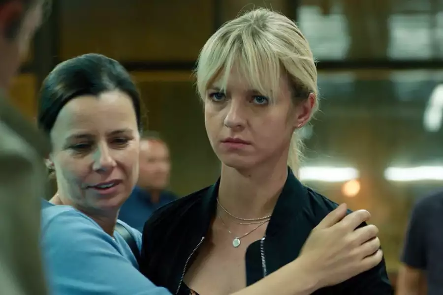 Ultraviolet - galeria zdjęć - filmweb