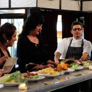 Kitchen Nightmares - galeria zdjęć - filmweb