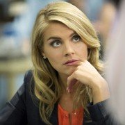 Benched - galeria zdjęć - filmweb