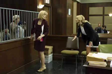 Benched - galeria zdjęć - filmweb