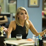 Benched - galeria zdjęć - filmweb