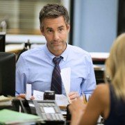 Benched - galeria zdjęć - filmweb