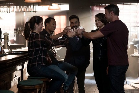 Whiskey Cavalier - galeria zdjęć - filmweb