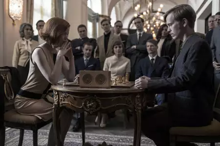 Gambit kr&oacute;lowej - galeria zdjęć - filmweb