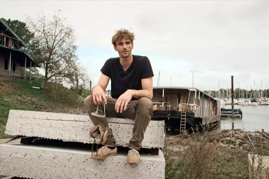 Dom na łodzi - galeria zdjęć - filmweb