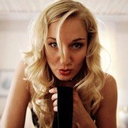 Leila i Nick - galeria zdjęć - filmweb