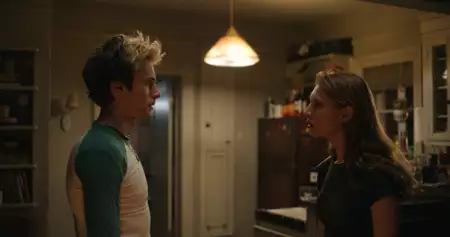 Little America - galeria zdjęć - filmweb