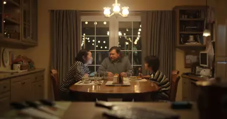 Little America - galeria zdjęć - filmweb