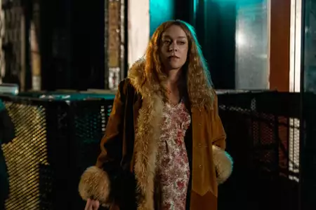 Russian Doll - galeria zdjęć - filmweb