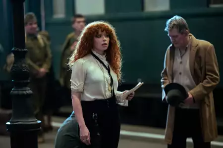Russian Doll - galeria zdjęć - filmweb