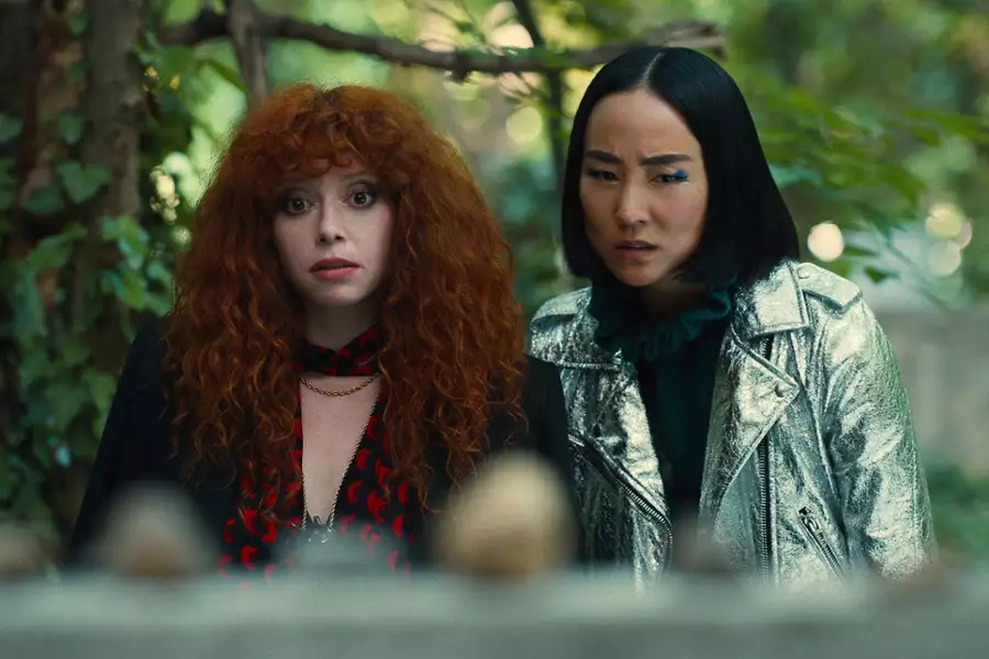 Russian Doll - galeria zdjęć - filmweb
