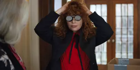 Russian Doll - galeria zdjęć - filmweb