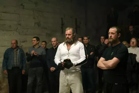 Przybysze - galeria zdjęć - filmweb