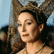 Anjelica Huston