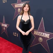 MaXXXine - galeria zdjęć - filmweb