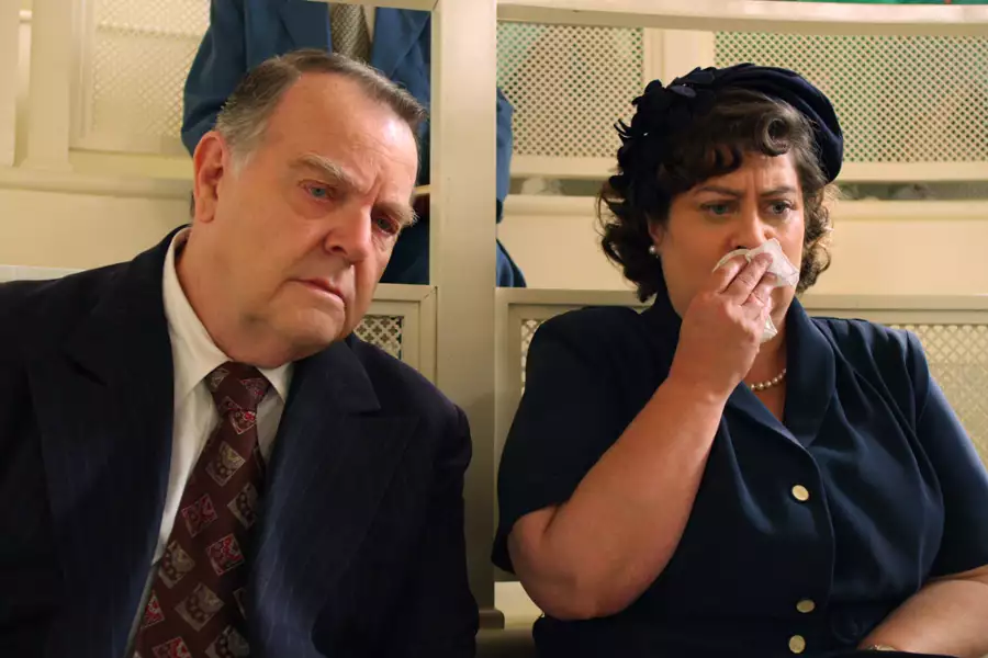 Ratched - galeria zdjęć - filmweb