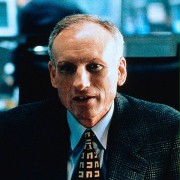 James Rebhorn w Gra