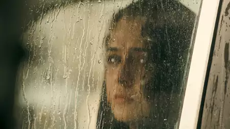 Między lustrami - galeria zdjęć - filmweb