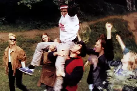 Idioci - galeria zdjęć - filmweb