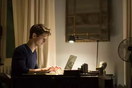 Mężczyzna idealny - galeria zdjęć - filmweb