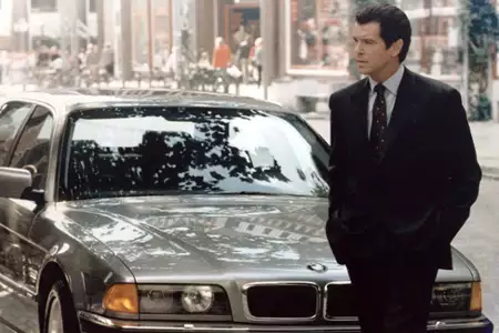 Jutro nie umiera nigdy - galeria zdjęć - filmweb