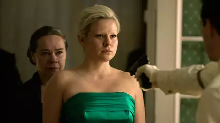W cieniu - galeria zdjęć - filmweb