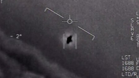 Sezon 1 Odcinek 4 Sprawa rządowego spisku w sprawie UFO