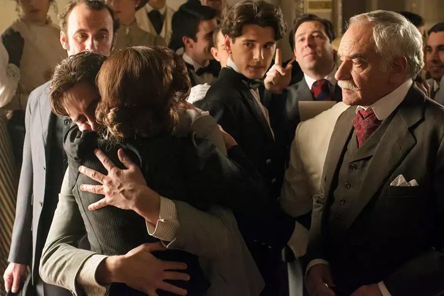 Grand Hotel - galeria zdjęć - filmweb