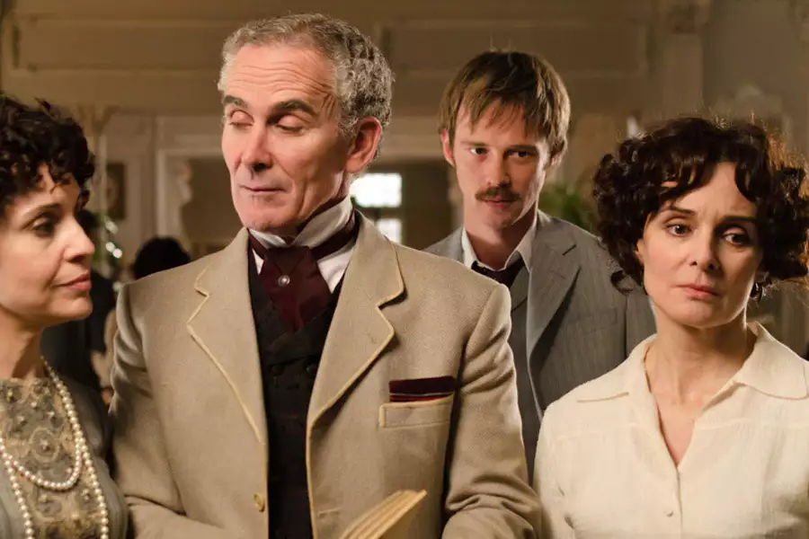 Grand Hotel - galeria zdjęć - filmweb