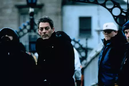Lulu na moście - galeria zdjęć - filmweb