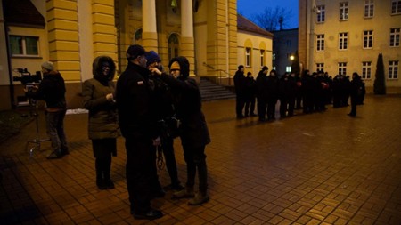 Sezon 1 Odcinek 8 Życie studenckie
