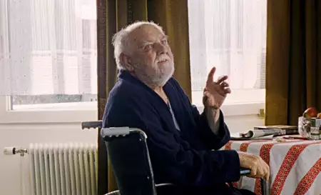 Ci, kt&oacute;rzy żyją i umierają - galeria zdjęć - filmweb