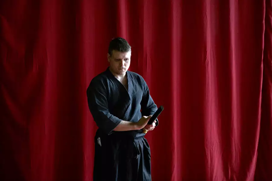 Biały miecz - galeria zdjęć - filmweb