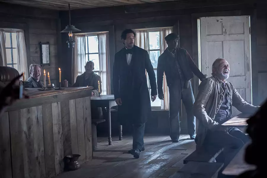 Chapelwaite - galeria zdjęć - filmweb