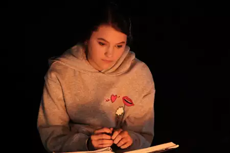 Kevin (Probably) Saves the World - galeria zdjęć - filmweb