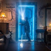 Za niebieskimi drzwiami - galeria zdjęć - filmweb