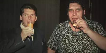 Mr. McMahon - galeria zdjęć - filmweb