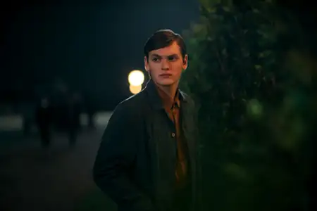Na wsch&oacute;d od Edenu - galeria zdjęć - filmweb