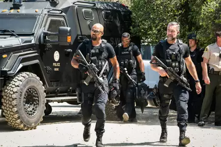 S.W.A.T. - galeria zdjęć - filmweb