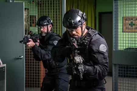 S.W.A.T. - galeria zdjęć - filmweb
