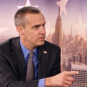 Who Is America? - galeria zdjęć - filmweb