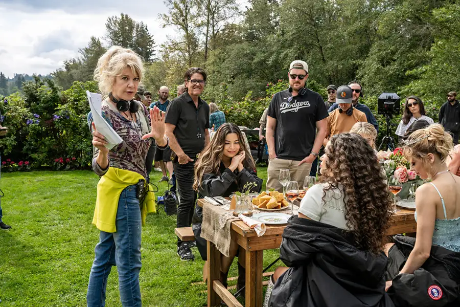 Nie ten Paryż - galeria zdjęć - filmweb