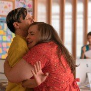 Shrill - galeria zdjęć - filmweb